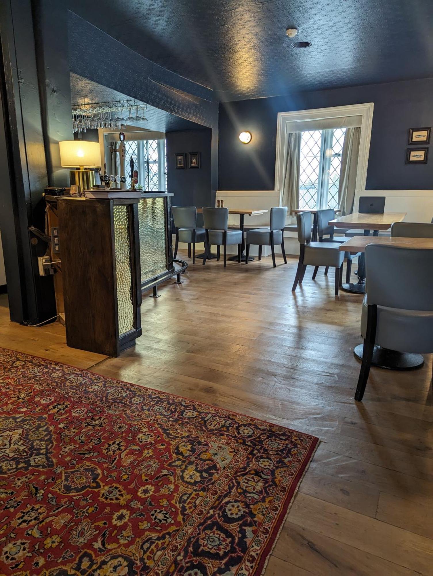 The Duke Hotel Hilmarton ภายนอก รูปภาพ